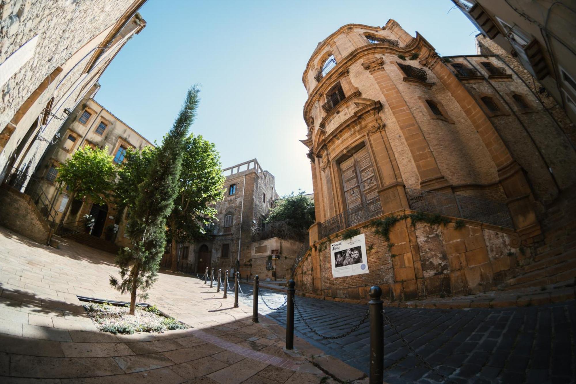 L'Ombelico Del Monte - Appartamenti Del Centro Storico - Just Restored May 2024 Piazza Armerina Extérieur photo